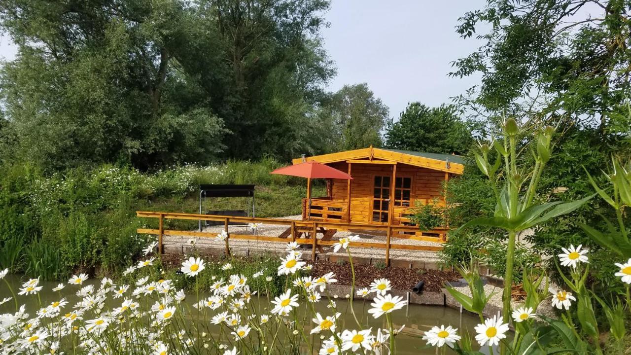 East Pool Cabin Lincoln Exterior foto